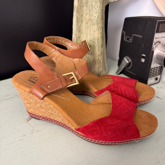 Clarks | helio jet cork wedge sandals | 7.5 - Picture 1 of 5